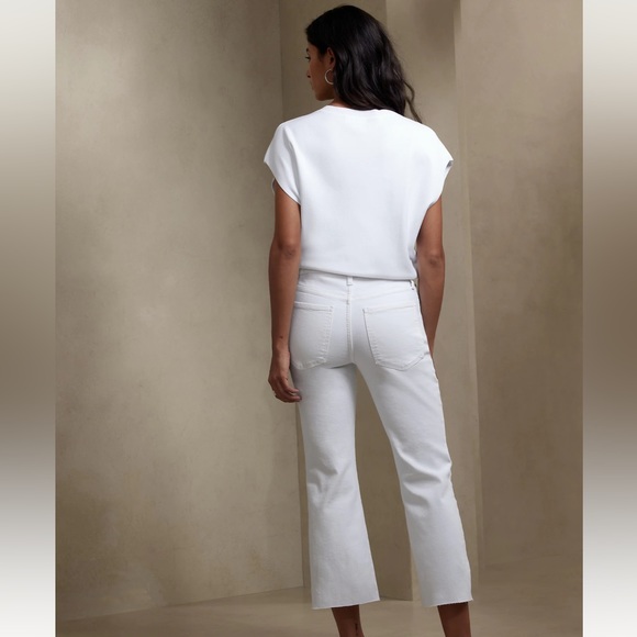 NWT! BANANA REPUBLIC HIGH-RISE CROPPED BOOT BUTTON-FLY JEAN - MULTIPLE - Picture 2 of 3